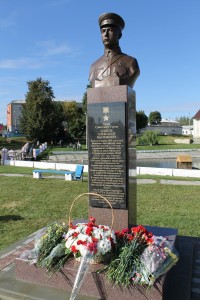 Аллея Славы 1.JPG Аллея Славы 1.JPG